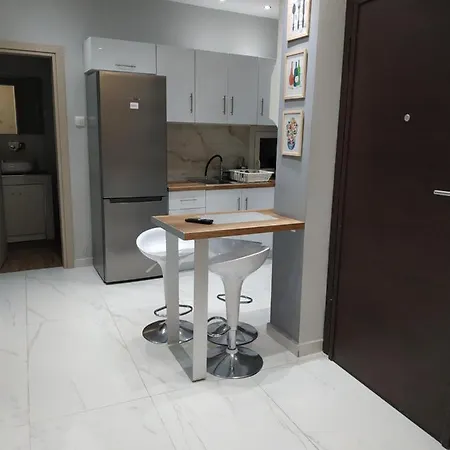 Center No1 Apartment *