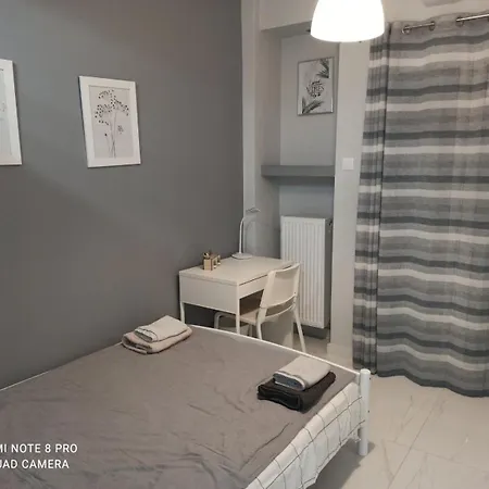 Center No1 Apartment *