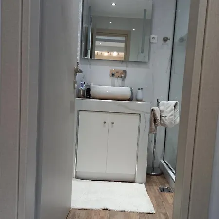 Center No1 Apartment
